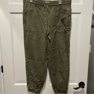 Loft green joggers L